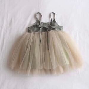 New baby girl princess dress 6-9 months